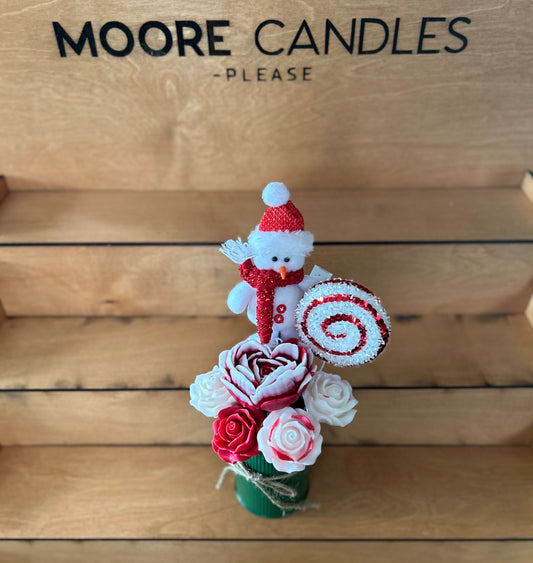 Mini holiday vase collection: Peppermint Swirl